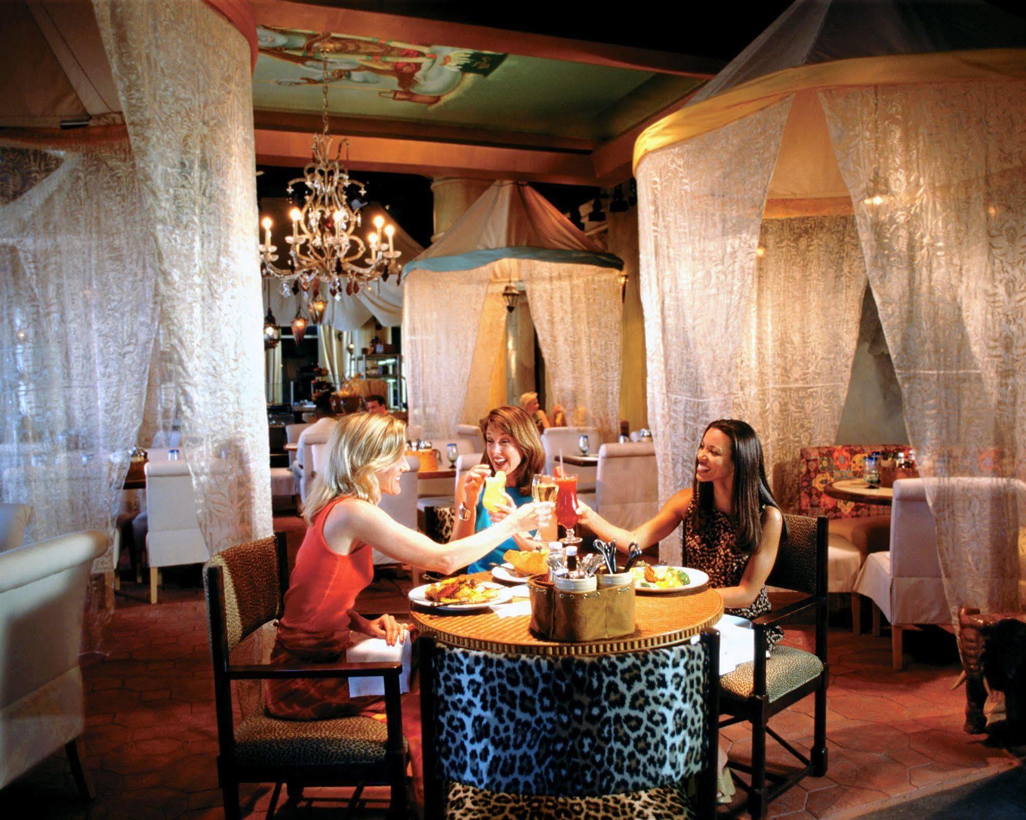 Lighthouse Pointe At Grand Lucayan Resort Freeport Restaurant photo